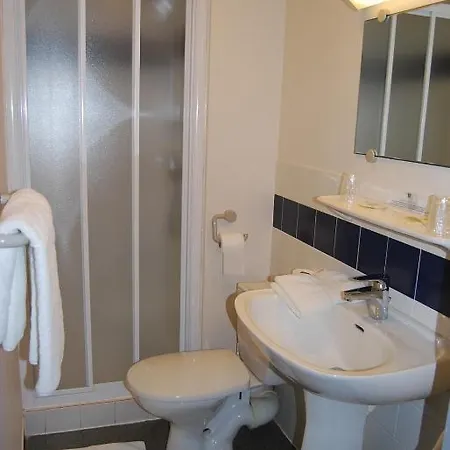 Hotel Le Terminus Des Pelerins